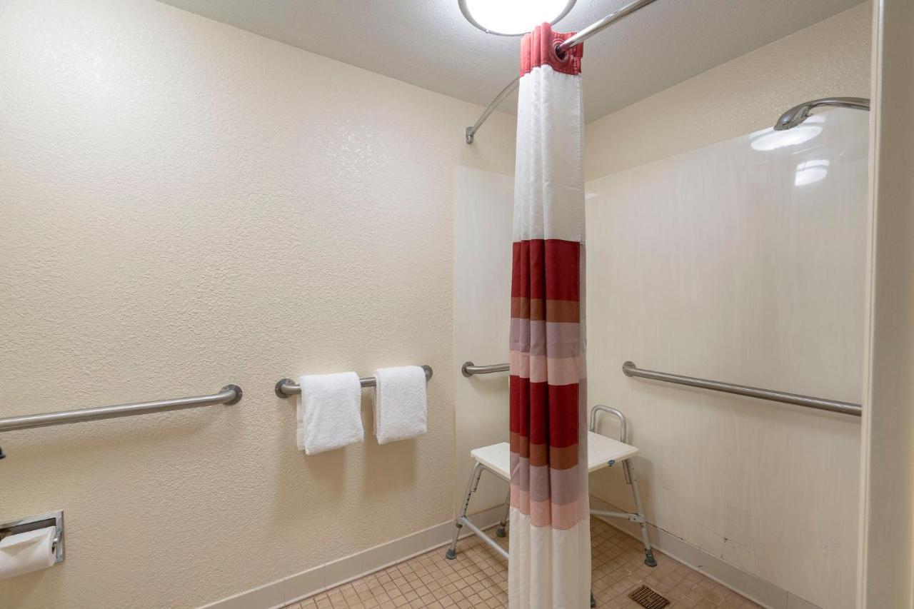 Red Roof Inn North Charleston Coliseum Екстериор снимка